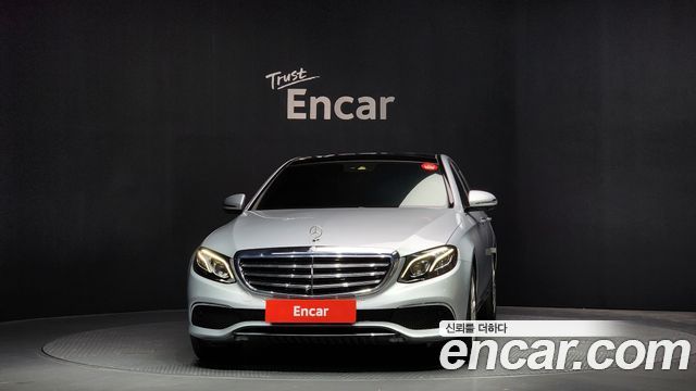 Mercedes-Benz E-Class из Кореи Encar
