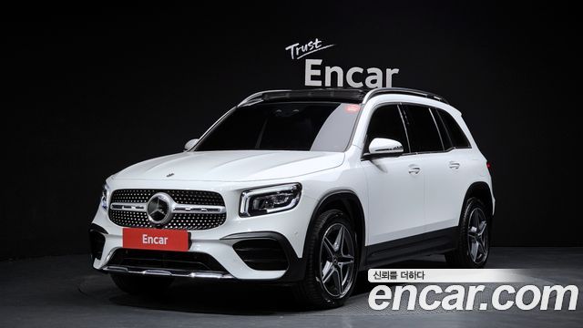 Mercedes-Benz GLB-Class GLB250 4MATIC — пробег 72 706 км — фото 1 из 5