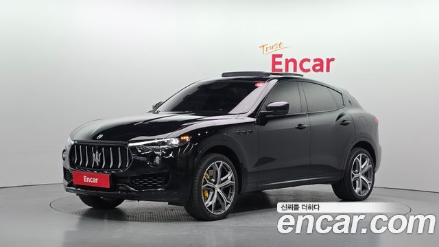Maserati Levante из Кореи Encar