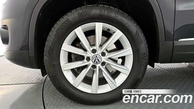 Volkswagen Tiguan из Кореи Encar