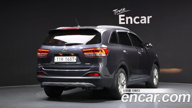 Kia Sorento Diesel 2.0 2WD Prestige — пробег 193 426 км — фото 2 из 5