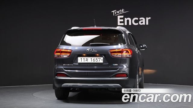 Kia Sorento Diesel 2.0 2WD Prestige — пробег 193 426 км — фото 4 из 5