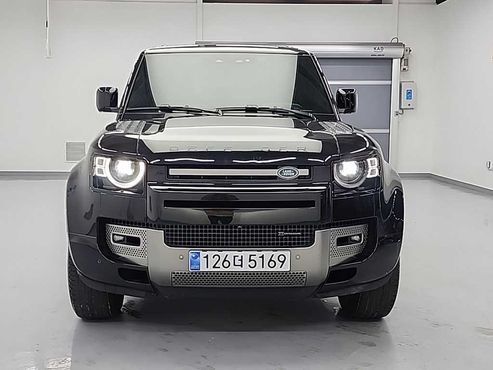 Land Rover Defender 110 P300 X-Dynamic SE — пробег 98 920 км — фото 2 из 5