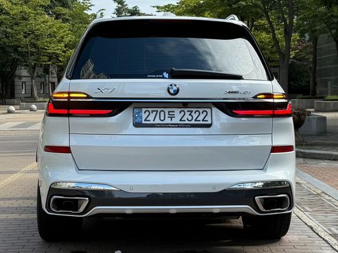BMW X7 xDrive 40i M Sport 6STR — пробег 2 420 км — фото 4 из 5