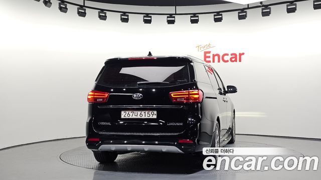 Kia Carnival Gasoline 7-Seater Limousine President — пробег 103 237 км — фото 4 из 5
