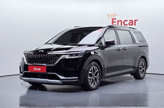 Kia Carnival 9-Seater Prestige — пробег 47 913 км — фото 1 из 5