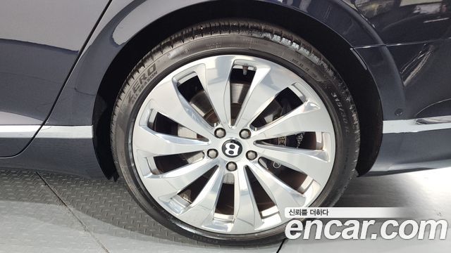 Bentley Flying Spur из Кореи Encar