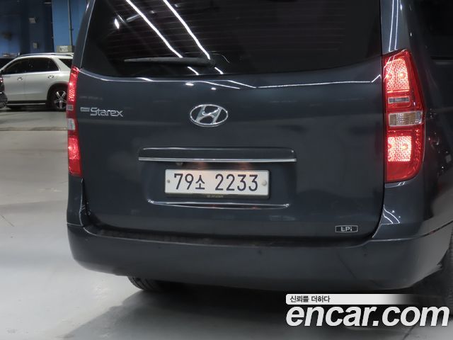 Hyundai Starex 12-Seater LPi Wagon Smart — пробег 88 000 км — фото 5 из 5