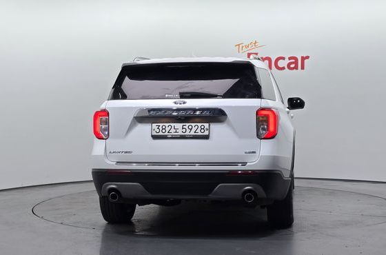Ford Explorer 2.3 LimIted 4WD — пробег 109 302 км — фото 4 из 5