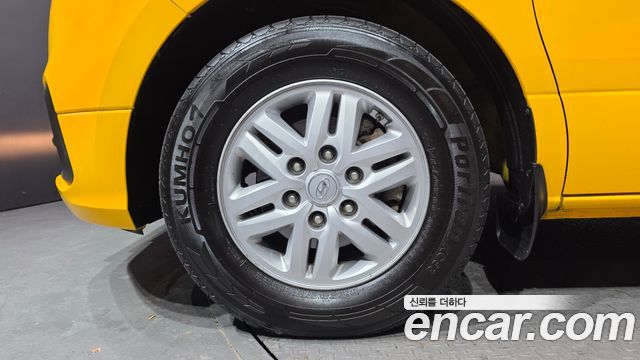 Hyundai Starex Van 5-Seater Smart — пробег 168 699 км — фото 5 из 5