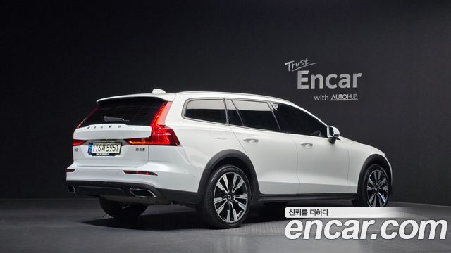Volvo V60 из Кореи Encar