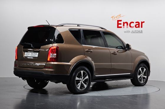 Ssangyong Rexton 2.2 4WD RX7 Luxury — пробег 148 426 км — фото 2 из 5