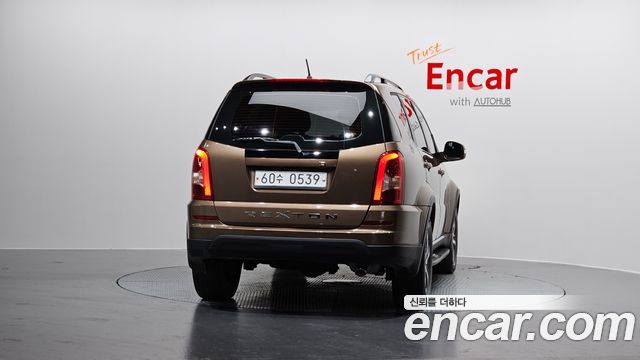Ssangyong Rexton из Кореи Encar