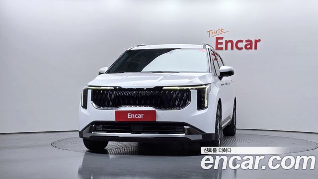 Kia Carnival 9-Seater Signature — пробег 17 440 км — фото 3 из 5