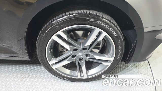 Audi A4 из Кореи Encar