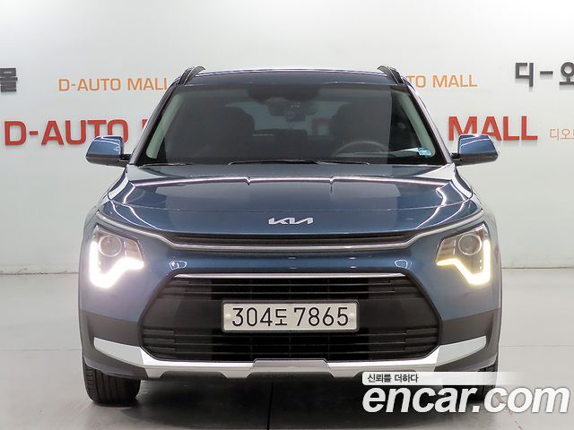 Kia Niro Trendy — пробег 123 086 км — фото 3 из 5