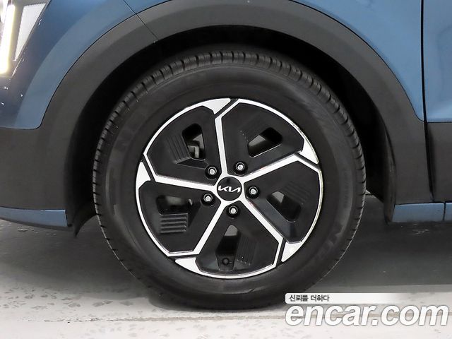 Kia Niro Trendy — пробег 123 086 км — фото 5 из 5