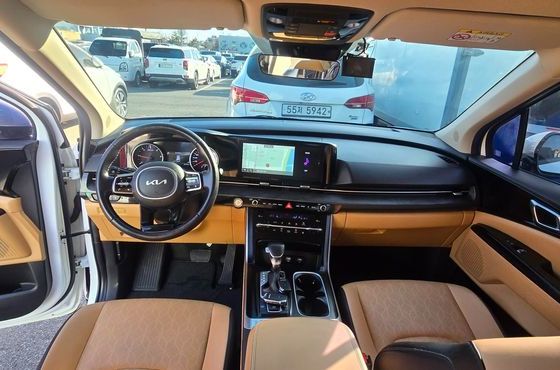 Kia Carnival 9-Seater Prestige — пробег 85 468 км — фото 2 из 5