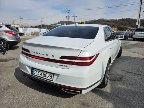 Genesis G90 3.8 AWD Luxury — пробег 114 000 км — фото 3 из 5