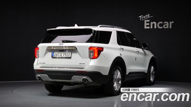 Ford Explorer 2.3 LimIted 4WD — пробег 99 607 км — фото 2 из 5