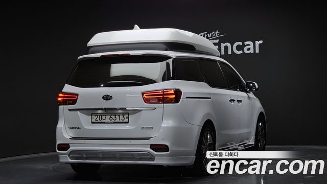 Kia Carnival из Кореи Encar
