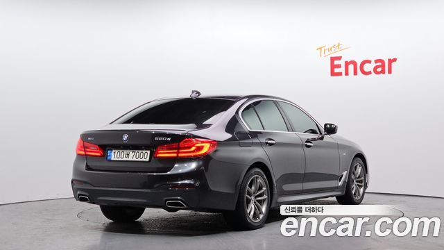 BMW 5-Series 520d xDrive M Sport Package Plus — пробег 88 488 км — фото 2 из 5