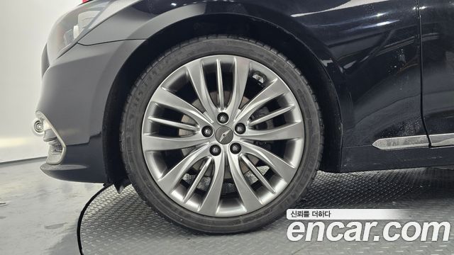 Hyundai Genesis из Кореи Encar