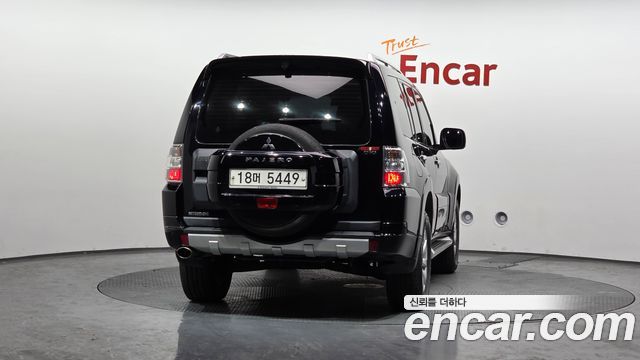 Mitsubishi Pajero 3.2 Diesel — пробег 272 467 км — фото 4 из 5