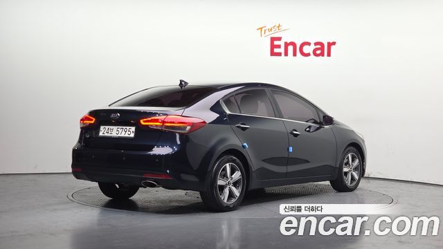 Kia K3 из Кореи Encar