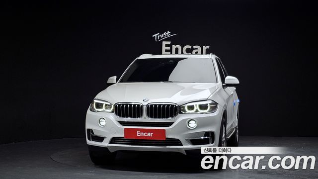 BMW X5 xDrive 30d — пробег 195 571 км — фото 3 из 5