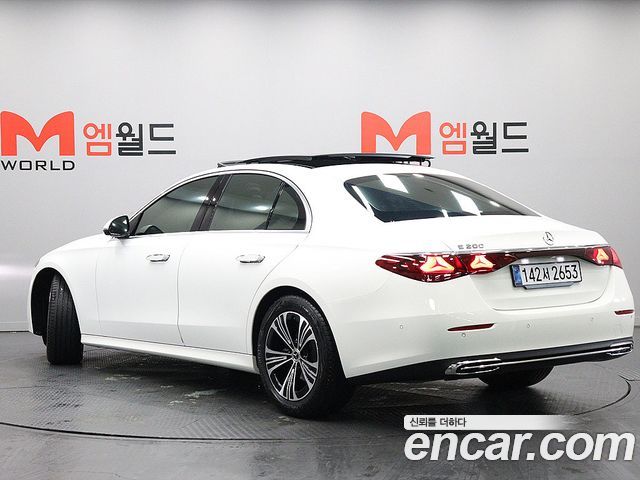 Mercedes-Benz E-Class из Кореи Encar