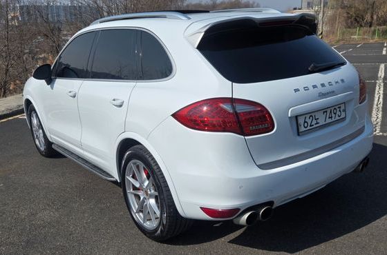 Porsche Cayenne 3.0 Diesel Platium Edition 958 — пробег 220 000 км — фото 4 из 5