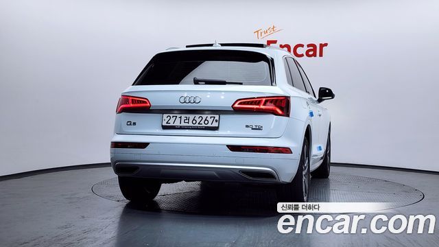 Audi Q5 50 TDI Quattro Premium — пробег 78 253 км — фото 4 из 5