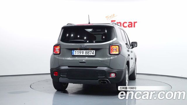 Jeep Renegade 2.4 Limited — пробег 61 252 км — фото 4 из 5