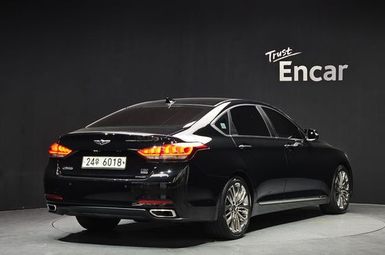Hyundai Genesis G330 Premium AWD — пробег 113 695 км — фото 2 из 5