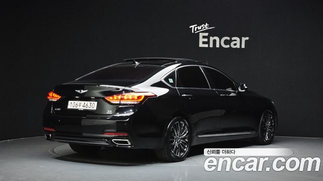 Hyundai Genesis из Кореи Encar