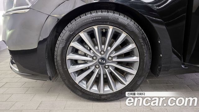 Kia K7 из Кореи Encar