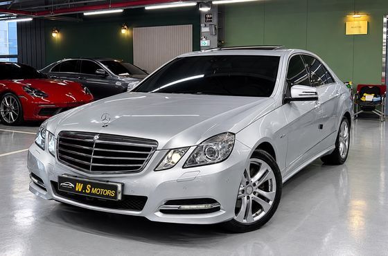 Mercedes-Benz E-Class E220 CDI Avantgarde — пробег 54 708 км — фото 1 из 5