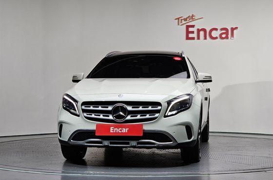 Mercedes-Benz GLA-Class GLA220 Premium — пробег 115 161 км — фото 3 из 5