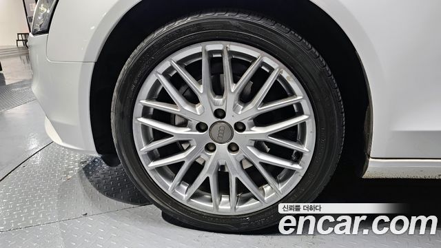 Audi A4 из Кореи Encar