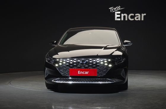 Hyundai Grandeur Calligraphy — пробег 102 838 км — фото 3 из 5