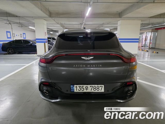 Astonmartin DBX 4.0 V8 — пробег 32 000 км — фото 5 из 5