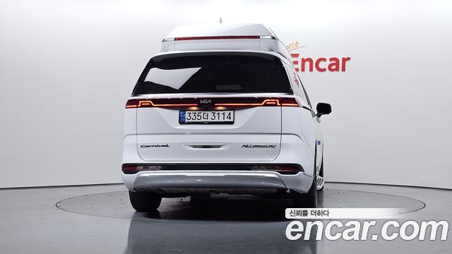 Kia Carnival 7-Seater Hi-Limousine Signature — пробег 73 659 км — фото 4 из 5