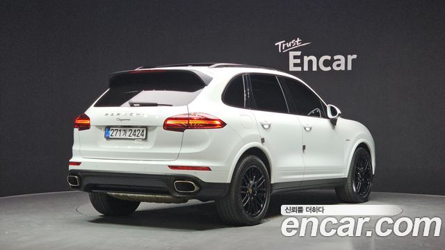 Porsche Cayenne 3.0 Diesel Platium Edition 958 — пробег 101 947 км — фото 2 из 5