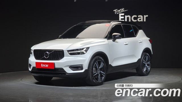 Volvo XC40 B4 R-Design — пробег 180 576 км — фото 1 из 5