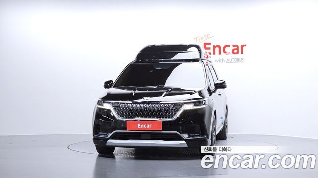 Kia Carnival 9-Seater Hi-Limousine Signature — пробег 95 385 км — фото 3 из 5