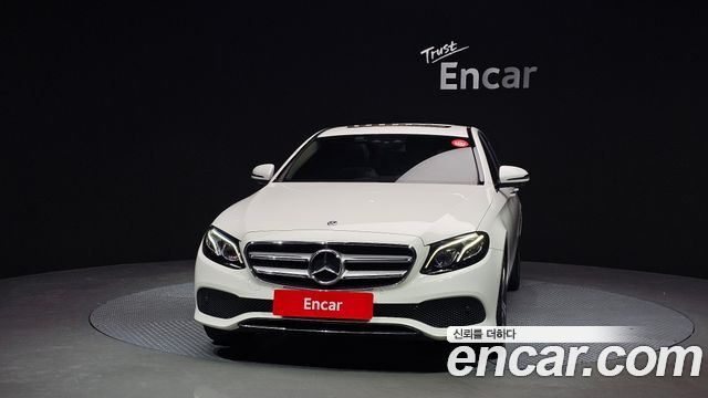 Mercedes-Benz E-Class из Кореи Encar