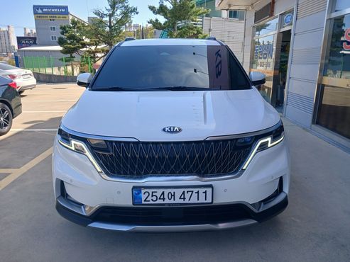 Kia Carnival 9-Seater Noblesse — пробег 95 665 км — фото 1 из 5