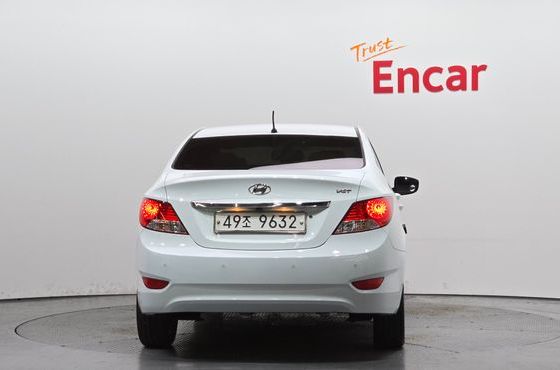Hyundai Accent Diesel 1.6 VGT Premier — пробег 158 842 км — фото 4 из 5