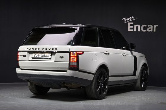 Land Rover Range Rover 4.4 SDV8 Vogue SE DIESEL — пробег 133 986 км — фото 2 из 5